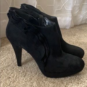 High heel black boots